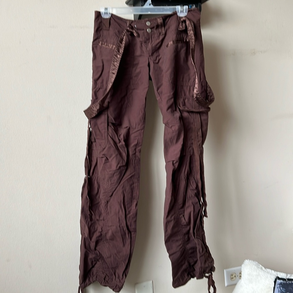 Low waisted cargos w/ ribbons